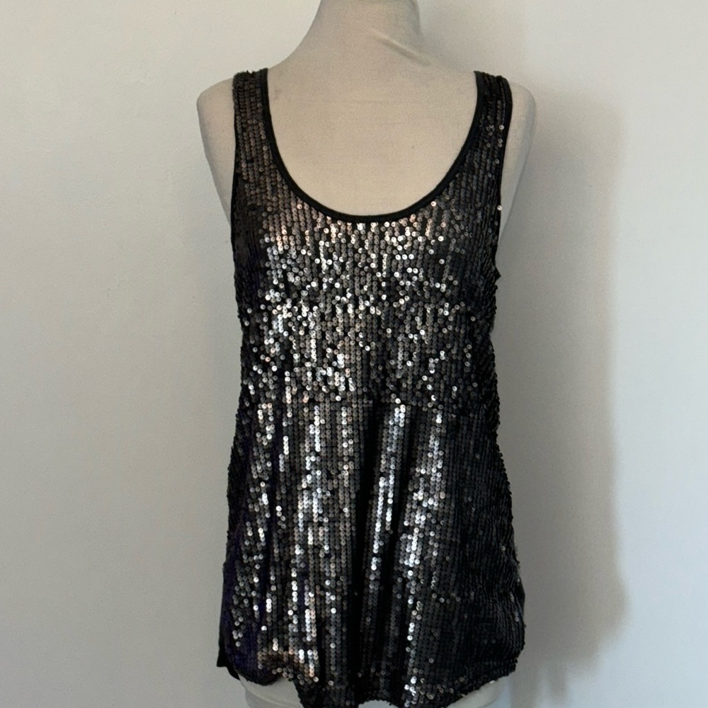 Aeropostale grey sequin top size medium